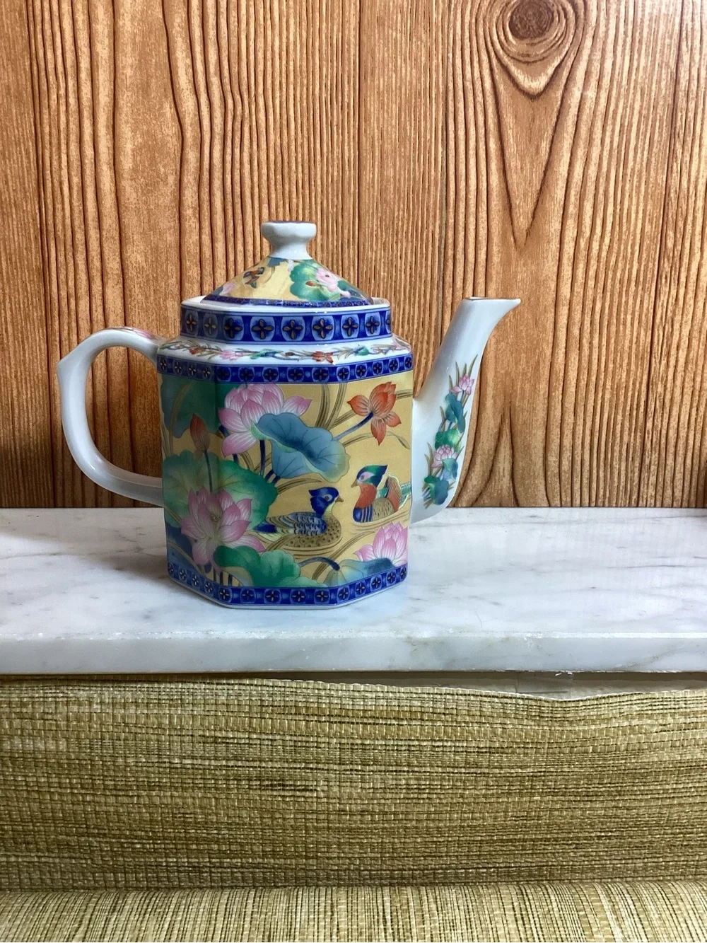Vintage Takahashi San Francisco Lotus Flowers and Ducks Teapot Hexagon Japan